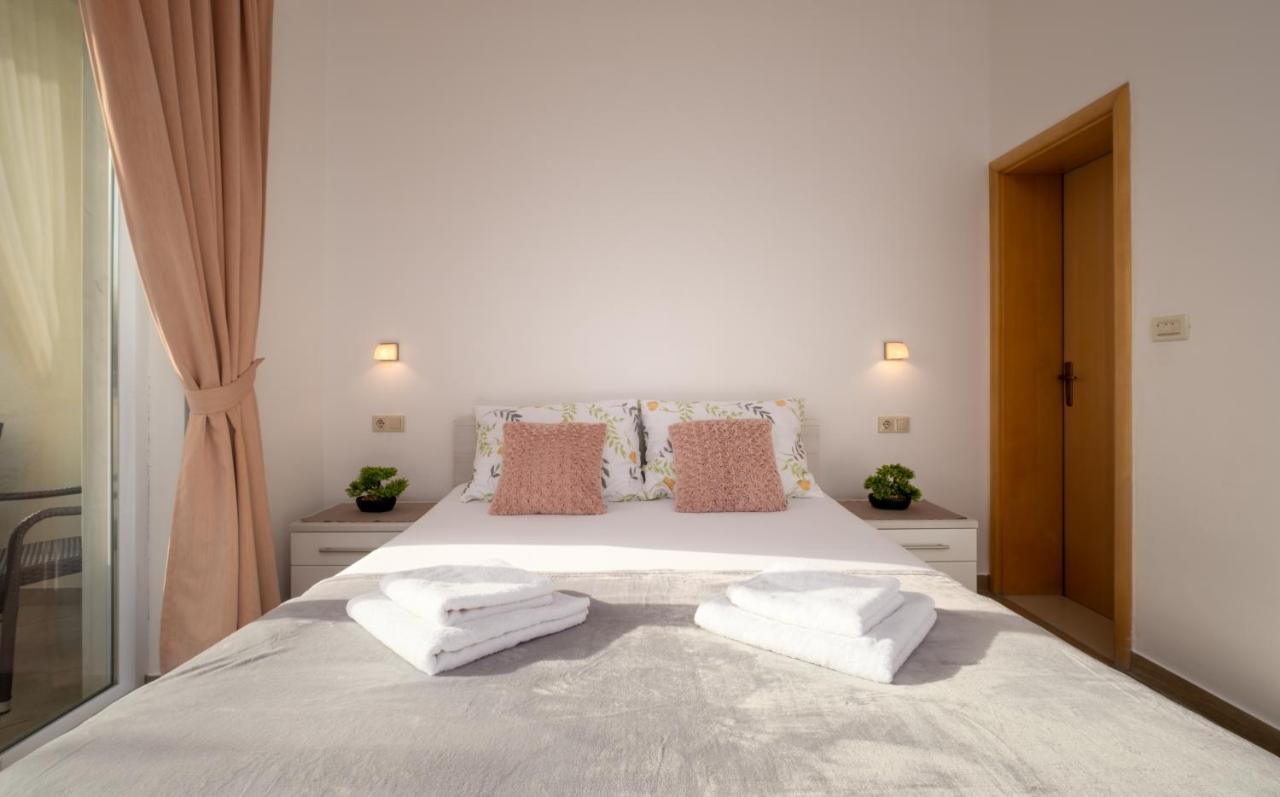 Studio Apartment Brigita มลินี ภายนอก รูปภาพ