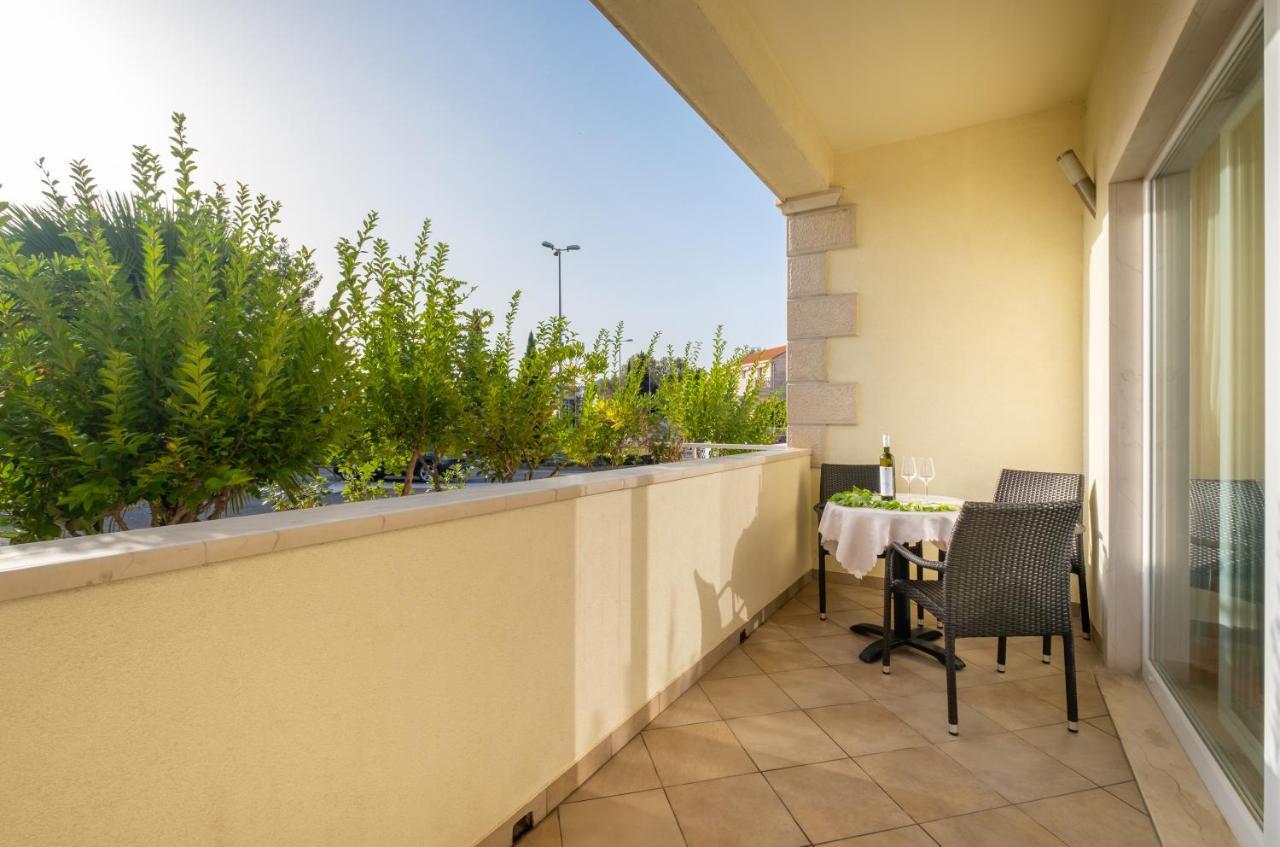 Studio Apartment Brigita มลินี ภายนอก รูปภาพ